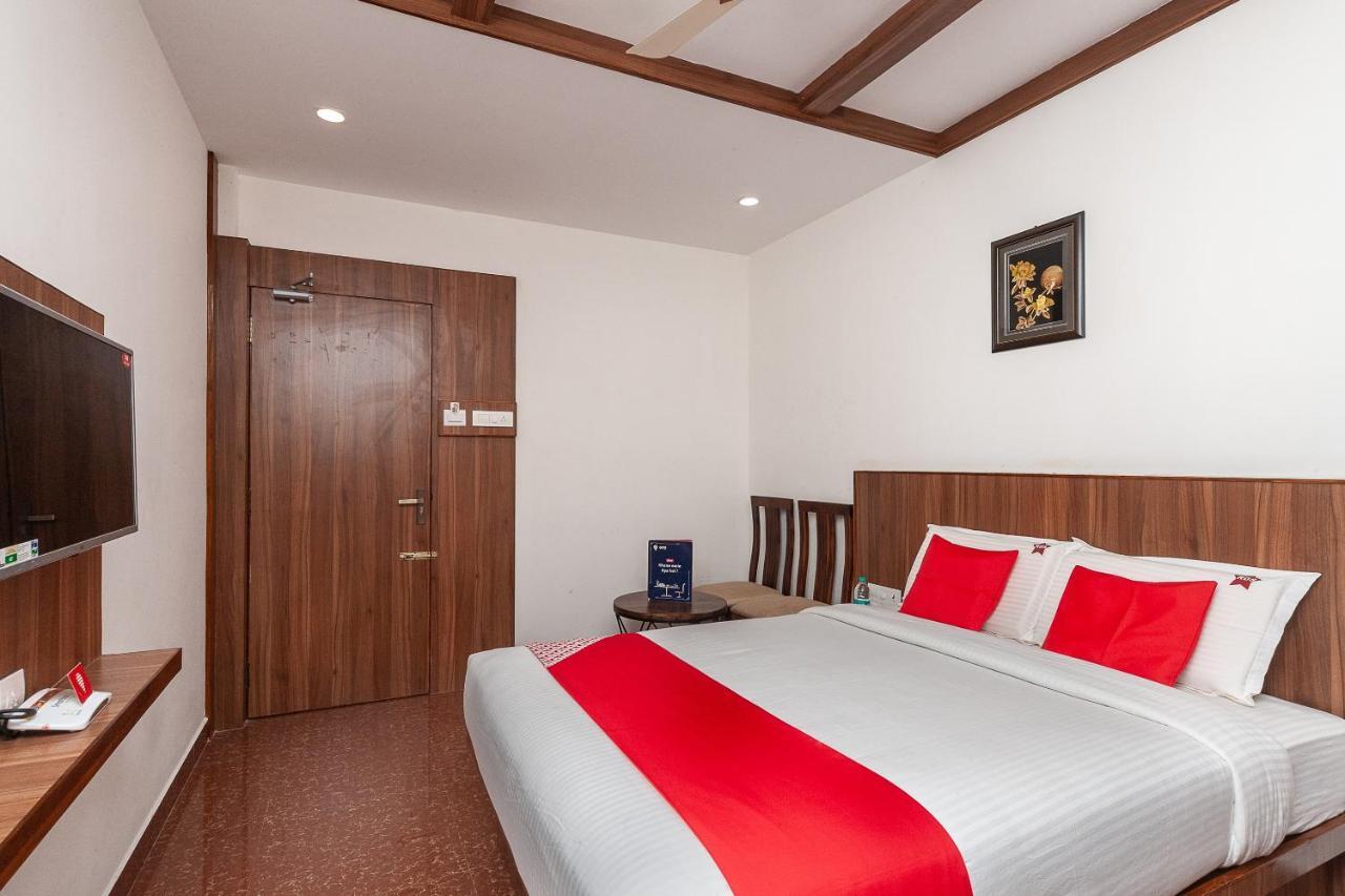 Oyo 29859 Rds Guest House Ambur Exterior foto